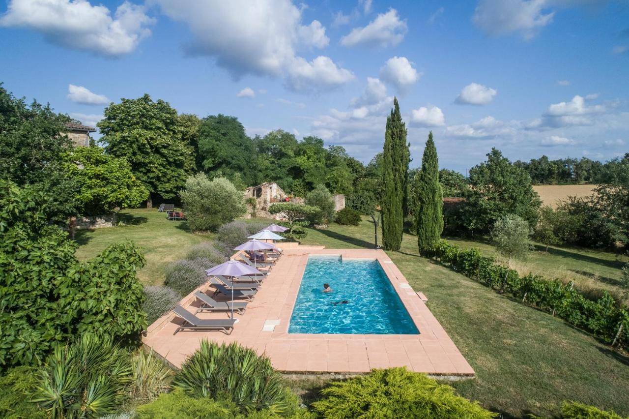 Bed and Breakfast Au Mas Des Calmettes Parisot  Экстерьер фото